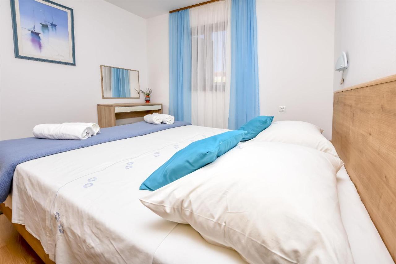 Apartments Viktor Rogoznica  Εξωτερικό φωτογραφία