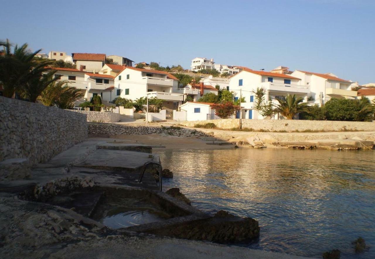 Apartments Viktor Rogoznica  Εξωτερικό φωτογραφία
